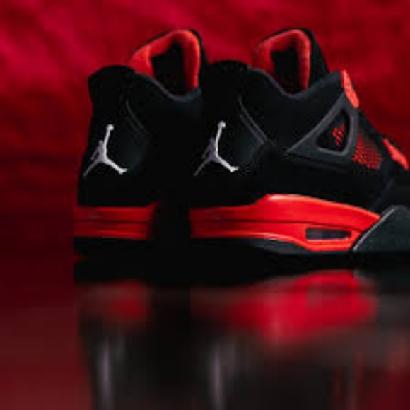 Air Jordan 4 Retro Red Thunder Size 11 Men •100% Authentic• 《CT8527-016》 - Picture 7 of 8